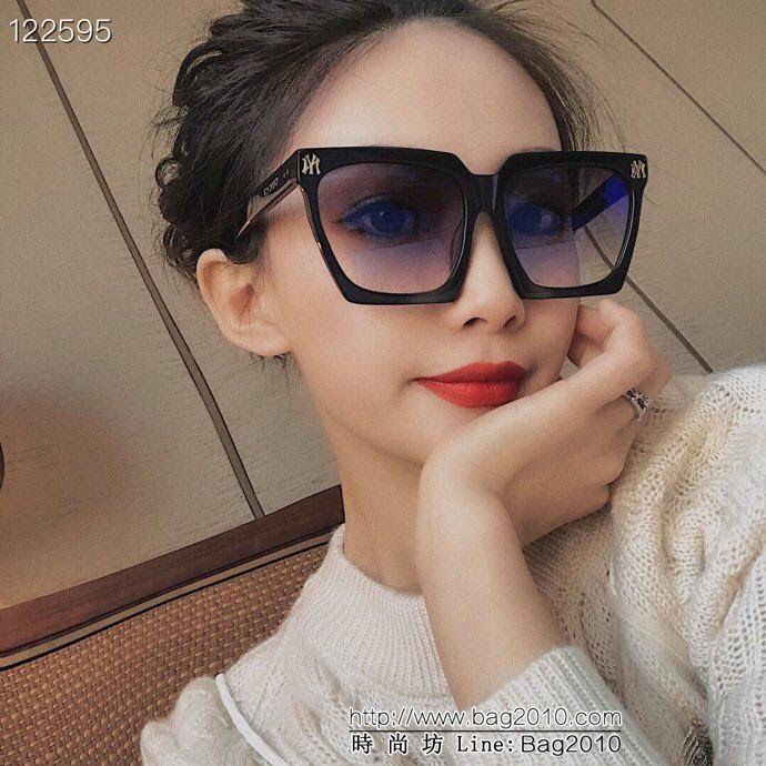 GUCCI古馳 NY合作版墨鏡 時尚太陽鏡 GG0468   lly1158